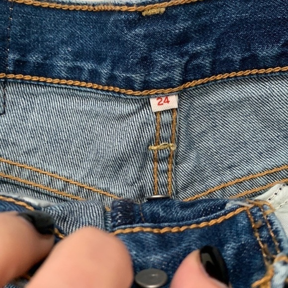Levis Denim Shorts - Picture 6 of 12